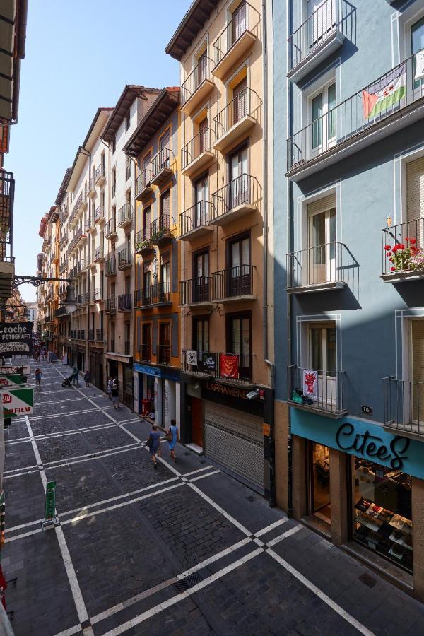 パンプローナTuapartamento Centro Estafeta Deluxeアパートメント エクステリア 写真
