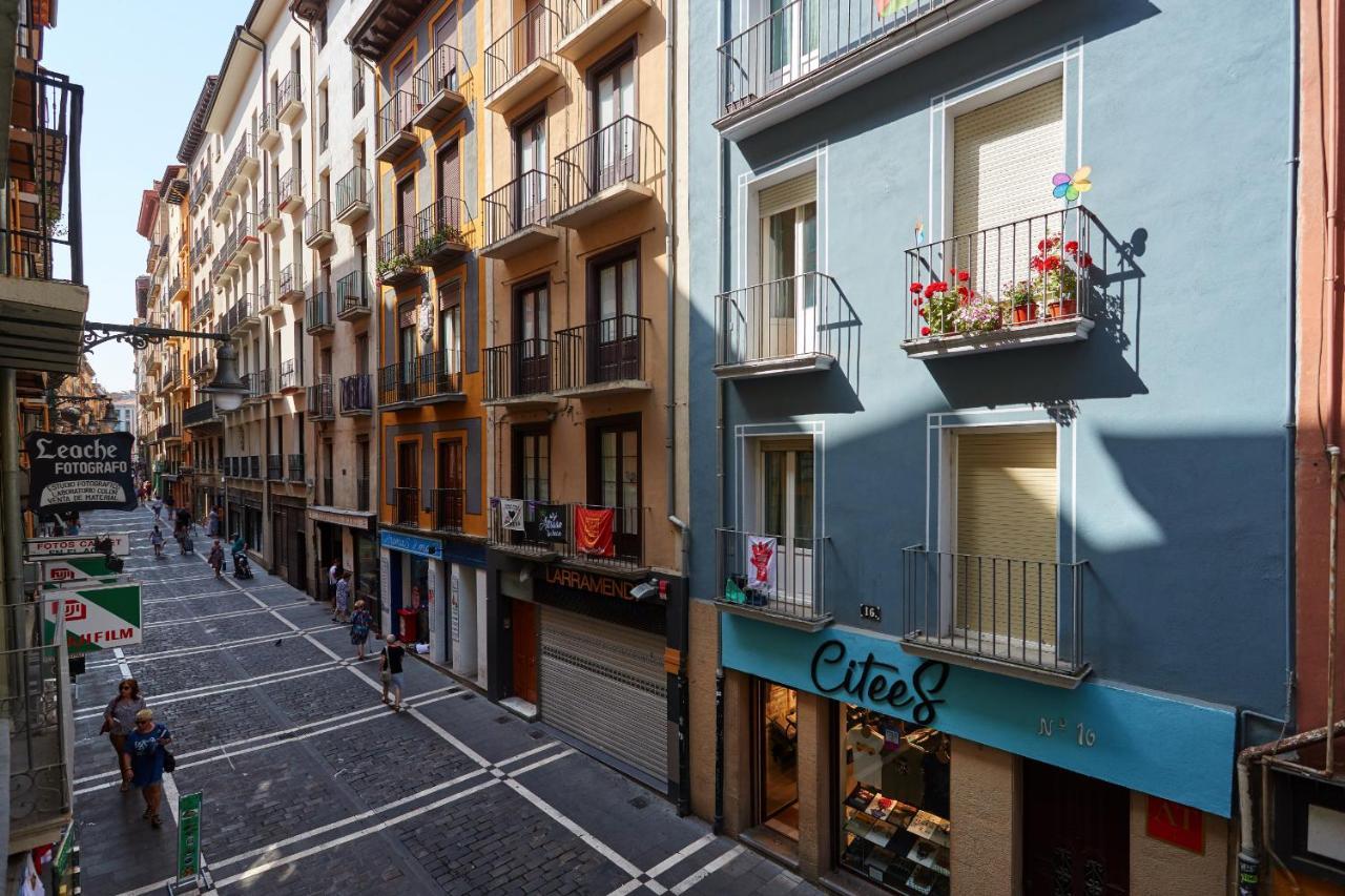 パンプローナTuapartamento Centro Estafeta Deluxeアパートメント エクステリア 写真